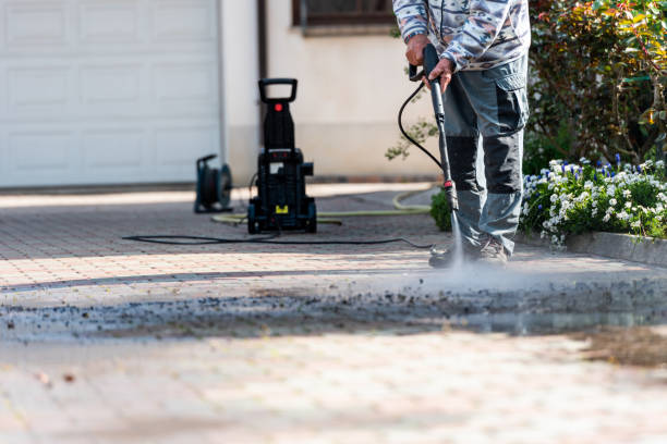 Best Deck Pressure Washing  in Commerce, CA